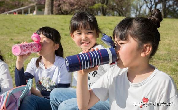 保温杯水壶推荐可爱,漂亮实用大容量保温壶
