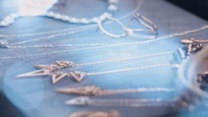 施华洛世奇天猫怎么那么贵,为什么施华洛世奇旗舰店贵好多