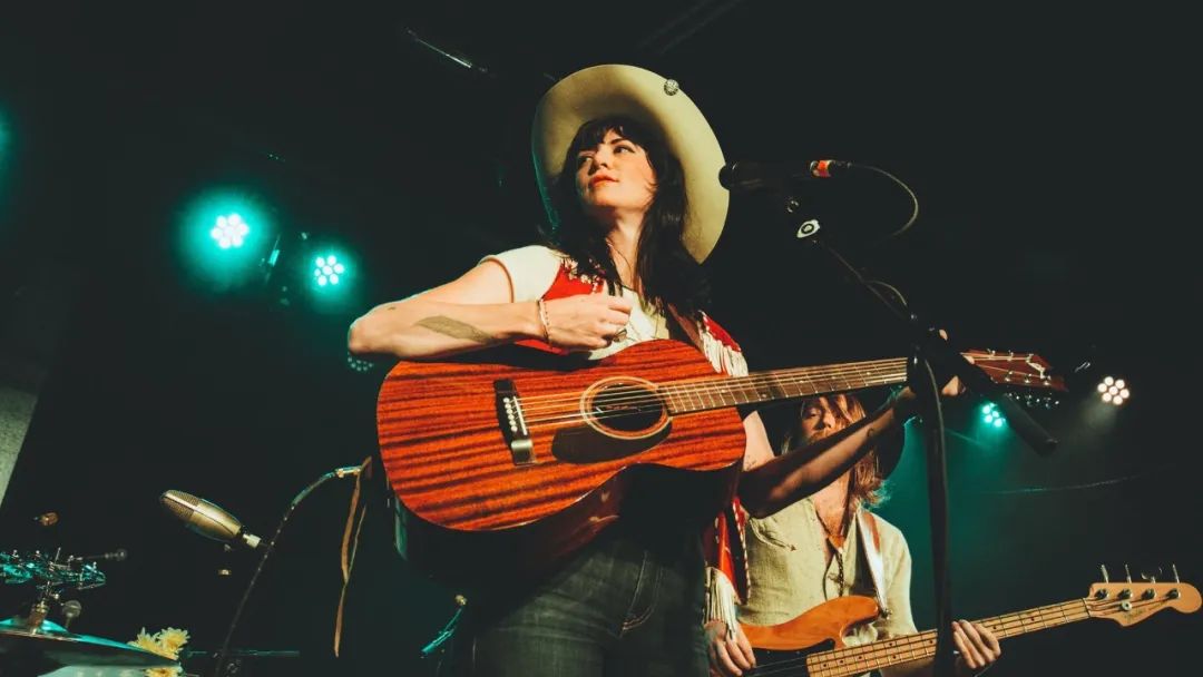 打雷姐youngandbeautiful,打雷姐最喜欢的歌