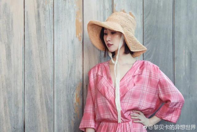 时尚博主黎贝卡穿搭指南,黎贝卡时尚博主一条视频