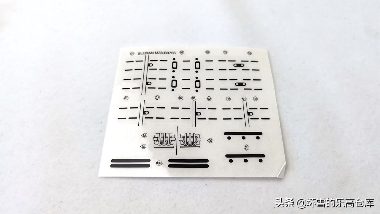 积木t90坦克带悬挂的,启蒙坦克积木虎式t90