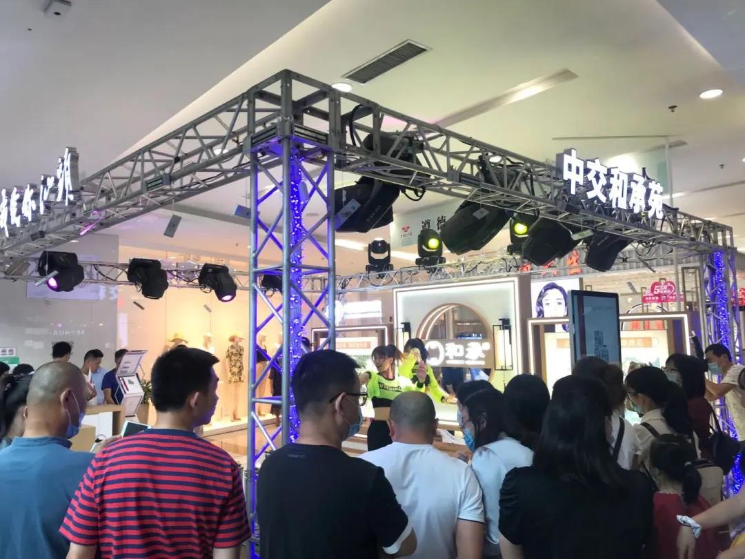 又有动静！这个楼盘开发商凭啥豪横东海岸？