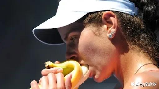 为什么赛场上总是能看见运动员吃大香蕉？