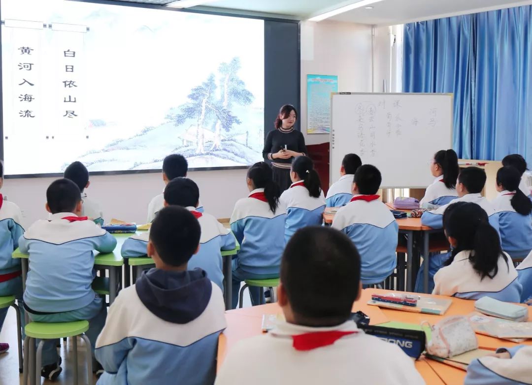 徐辉工作室暨宁夏北京两地交流研讨活动在亦庄一小召开
