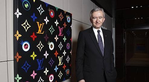 买奢侈品和中国人的关系,中国人爱买奢侈品靠谱吗