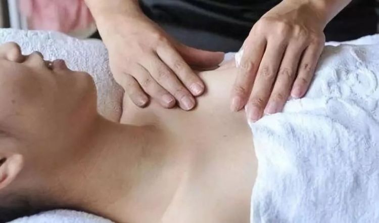 按摩乳房骗局揭秘内幕,乳房按摩是不是骗人的