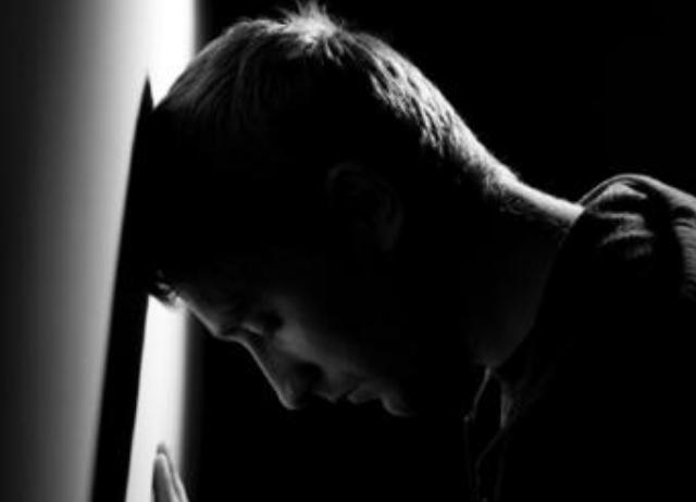 催眠能治疗抑郁吗,催眠术治疗抑郁的方法