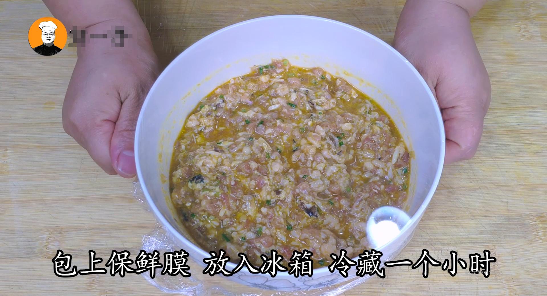 蟹黄包家常做法，皮薄馅大，鲜而不腻，附会爆汁的馅料配方