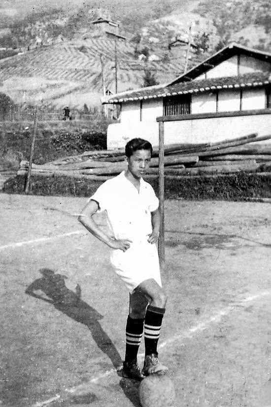 老街讲故事丨老重庆一代男神之球霸曹越华