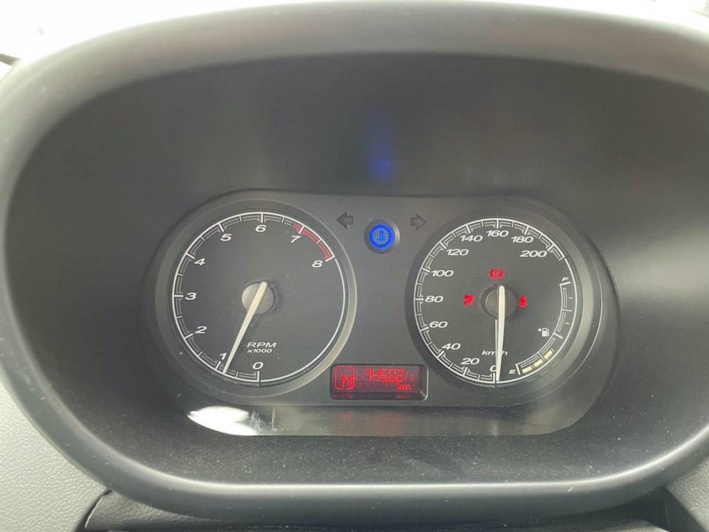 5年后再次坐上这辆MG3，眼角有泪，把酒当歌