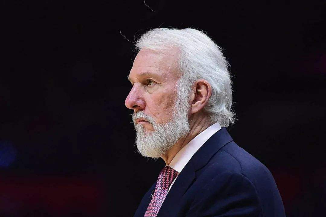 塔克谈波波维奇视频,塔克伤退