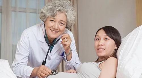 孕期检查羊水少是因为胎儿憋尿吗,孕期少喝水会造成羊水少吗