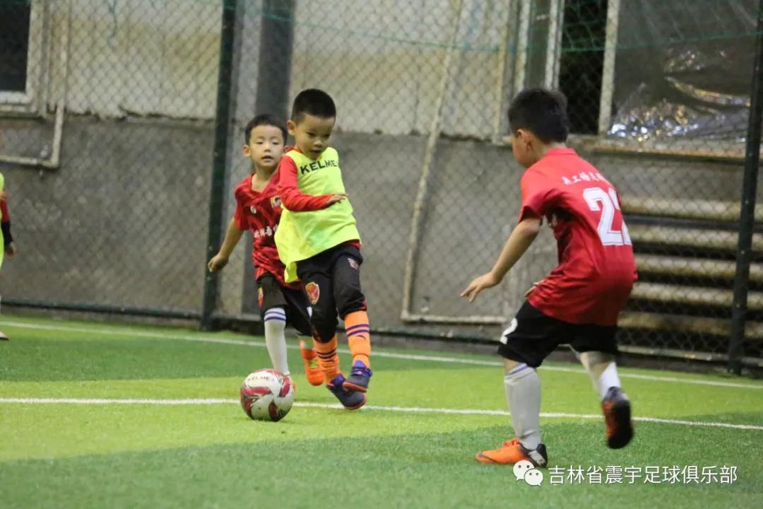 快乐童年足球队,快乐童年足球