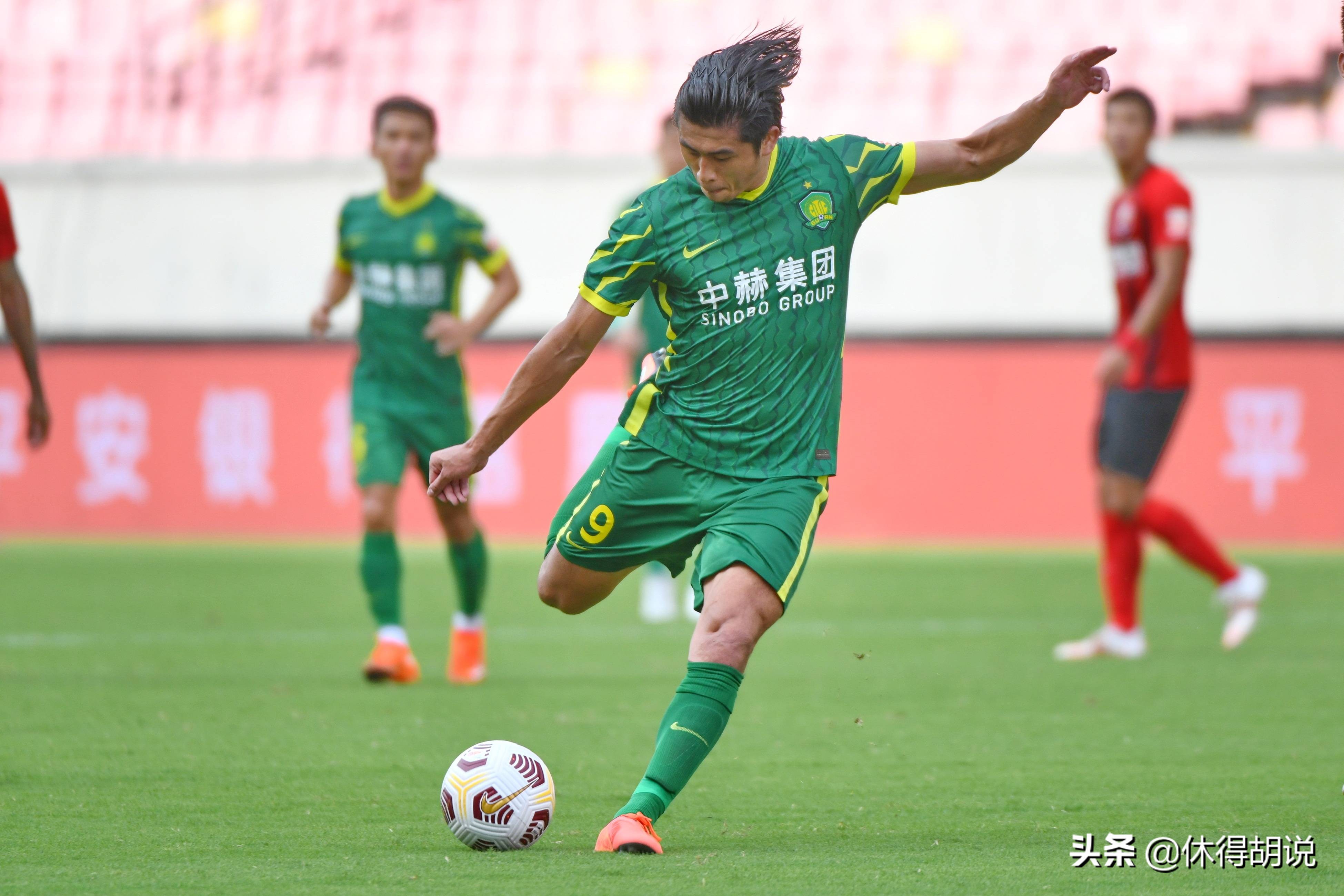 武磊是否能成为中国国足的希望,武磊算是唯一的中国男足了吗