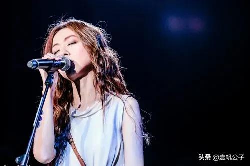 适合旅行听的歌,最适合旅行听的歌曲