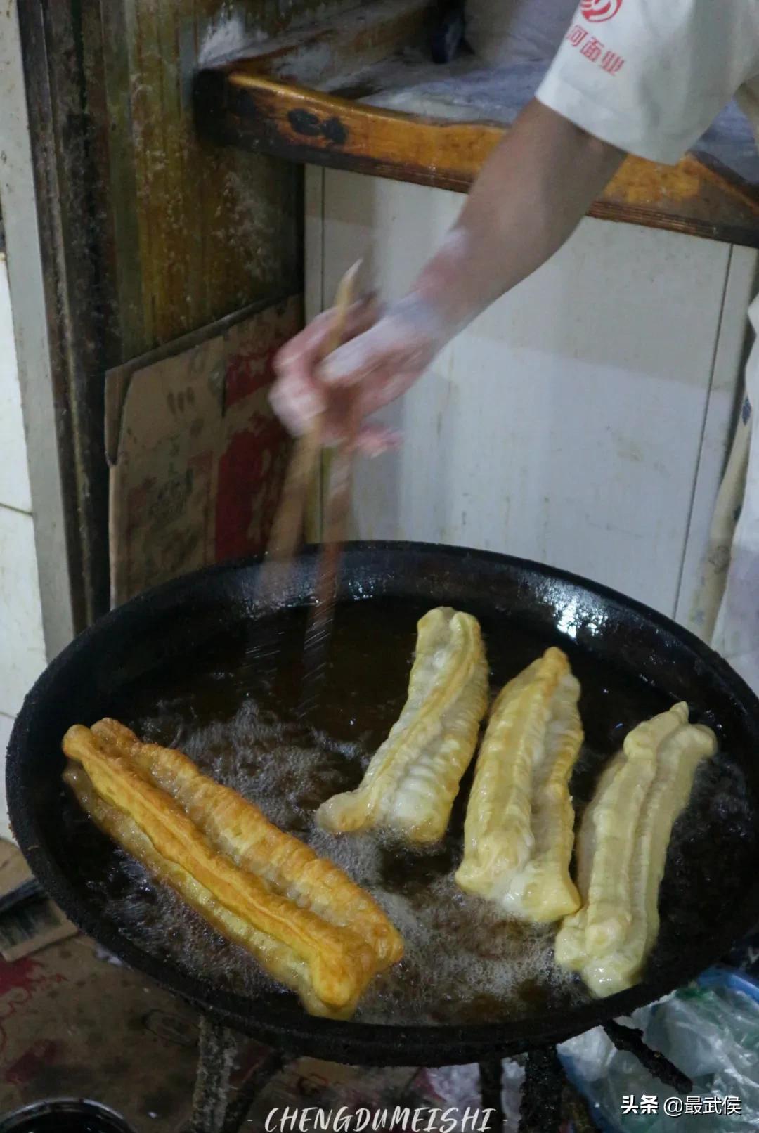 成都这些小店要关门的话，好多人会哭的！