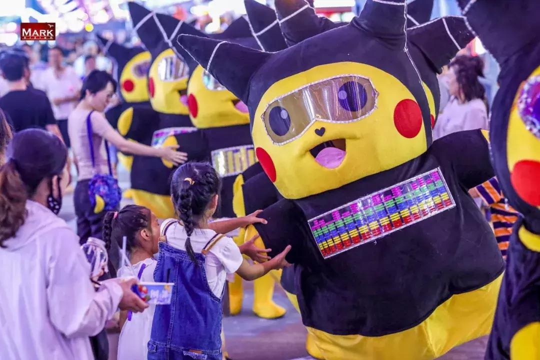 【繁荣夜间经济扮靓天津生活】“夜猫子”们的新去处！奥城夜市开街了，夏季延时至凌晨3点