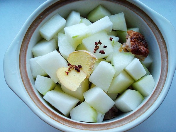 剩下的烤鸭怎么做老鸭汤,吃剩的烤鸭还可以怎么吃