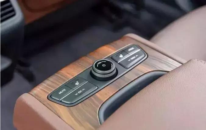 卡罗拉是买1.2还是1.5的,1.2t卡罗拉和1.6l轩逸哪个动力好