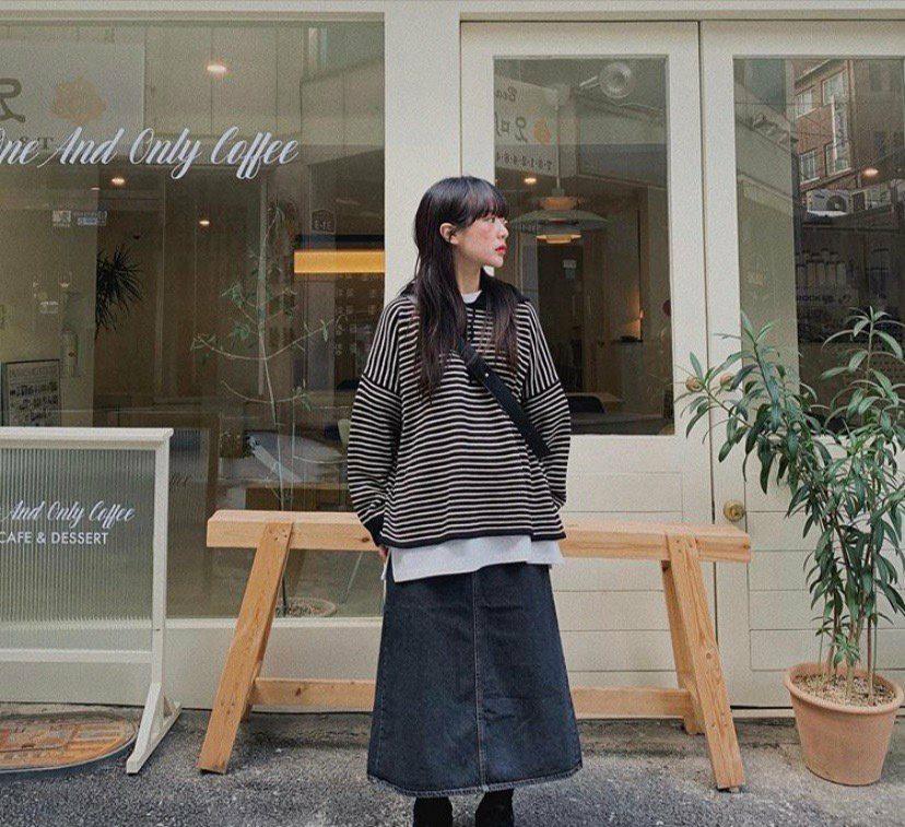 韩国小姐姐夏季穿搭look,可爱的韩国小姐姐教你怎么学穿搭