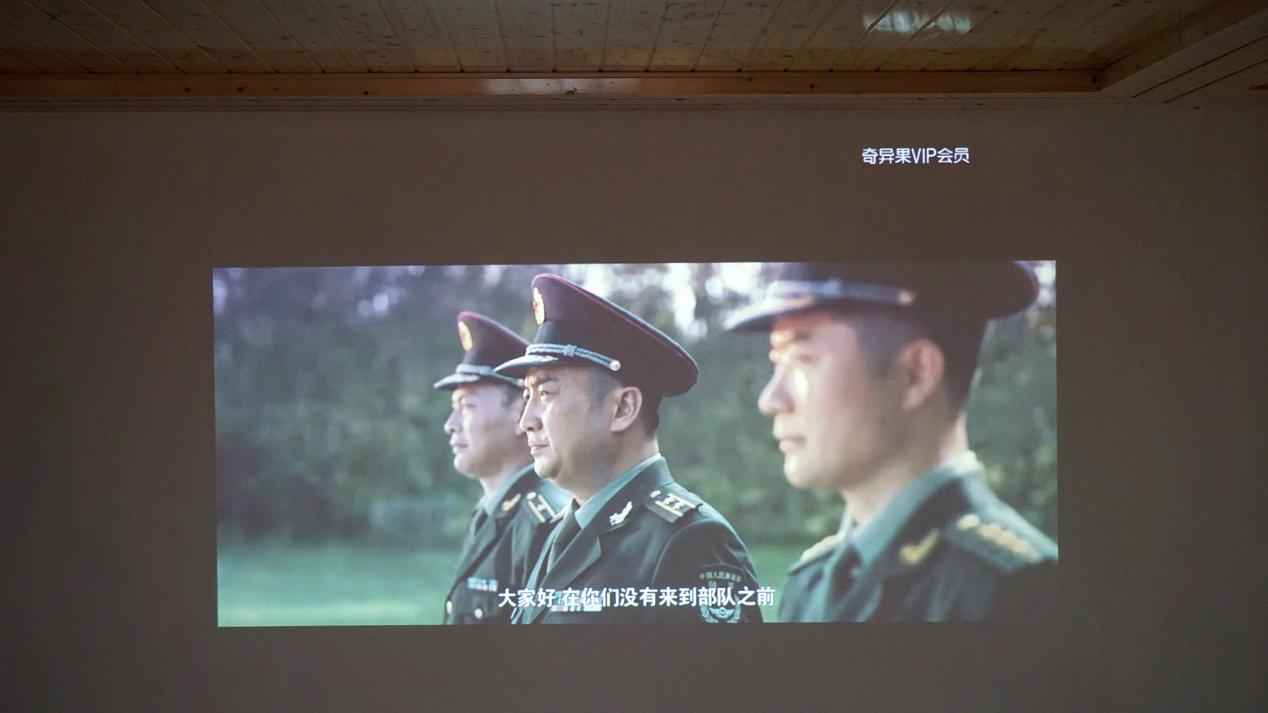 明基e520投影仪分辨率,明基智能投影仪e530深度体验