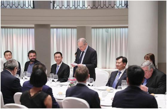 笑看中国足球“未来星”许家印深感欣慰并满怀期待