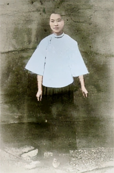 《潜伏》原型，45年后终回大陆