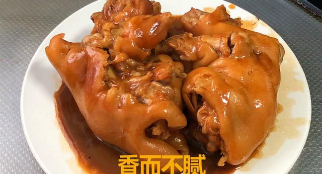 炖猪脚放醋可以让猪脚软烂吗,炖猪脚汤如何不焯水