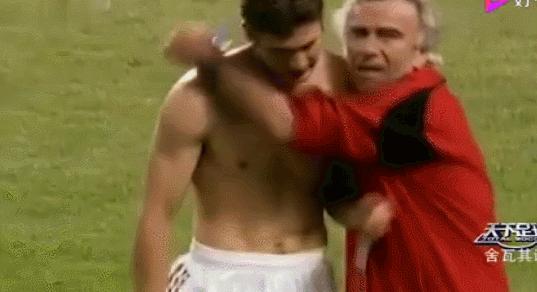 足坛目前退役的名将,足坛退役最晚的人