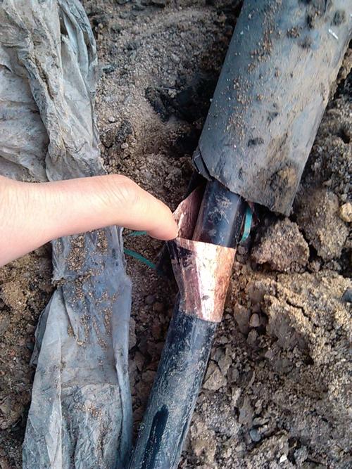 地下电缆被挖断的后果,被挖断的光缆