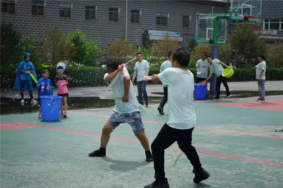 康大教育第三届员工夏季趣味运动会清爽来袭