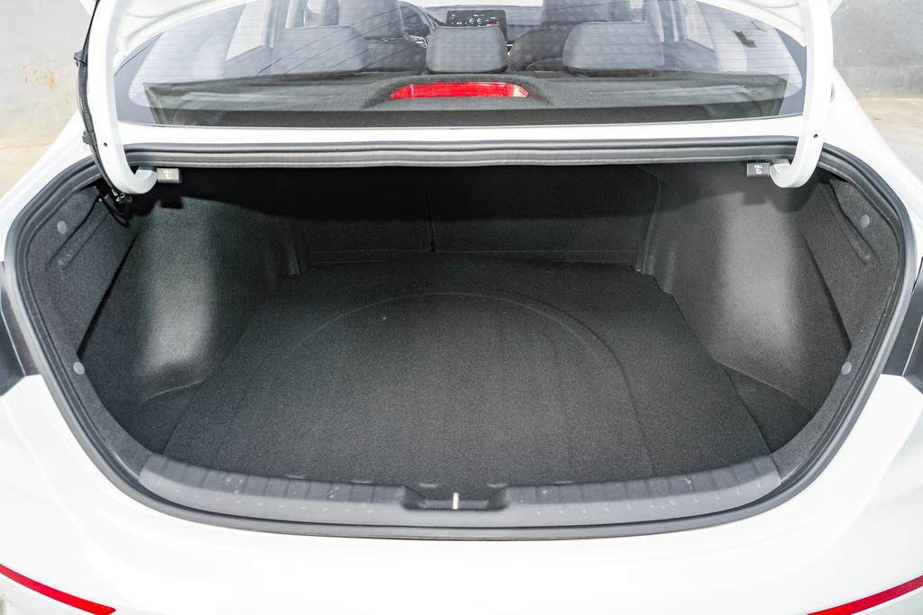 连云港起亚店,昆明起亚18款k3