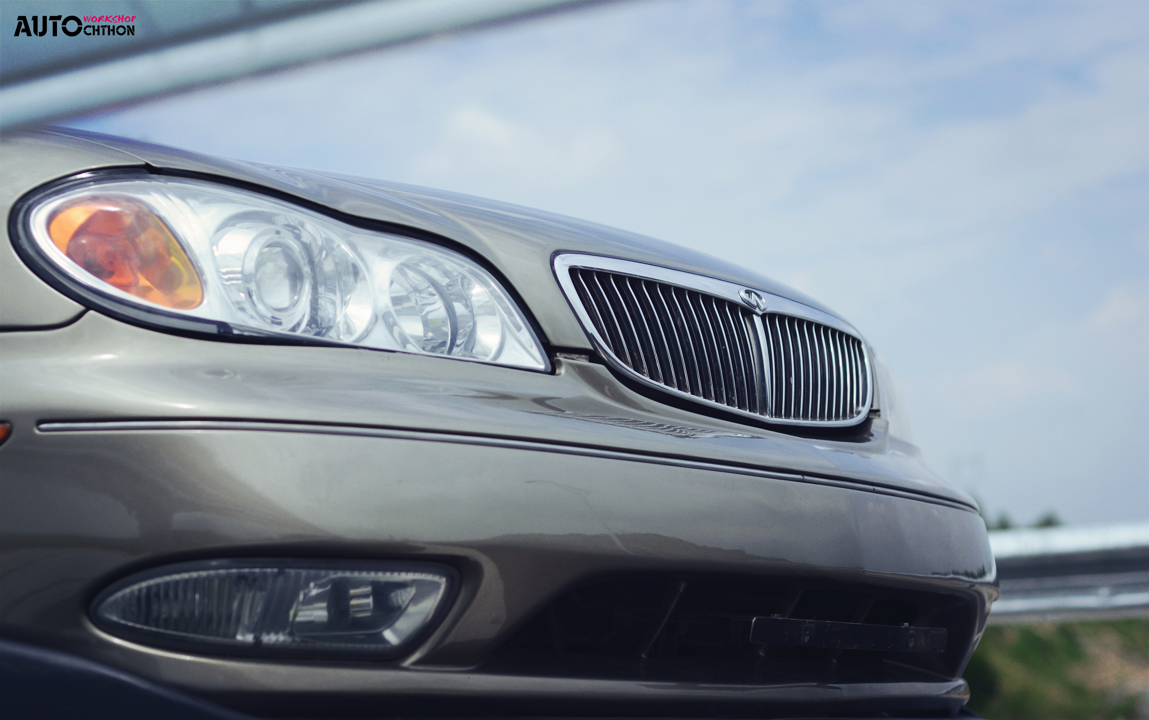 与爸爸一起玩遥控越野车,和父亲一起玩赛车游戏