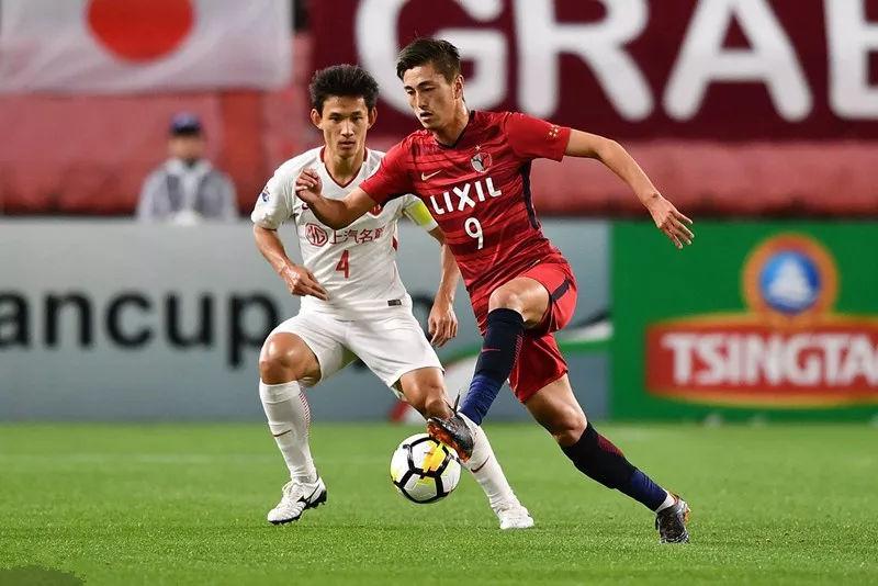 非洲足球先生名单竟有中超球员？亚足联自欺欺人，处处照顾西亚人