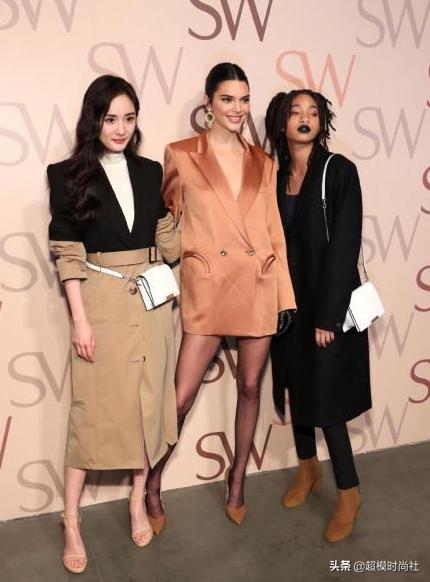 gigi刘雯同台,刘雯走秀惹争议