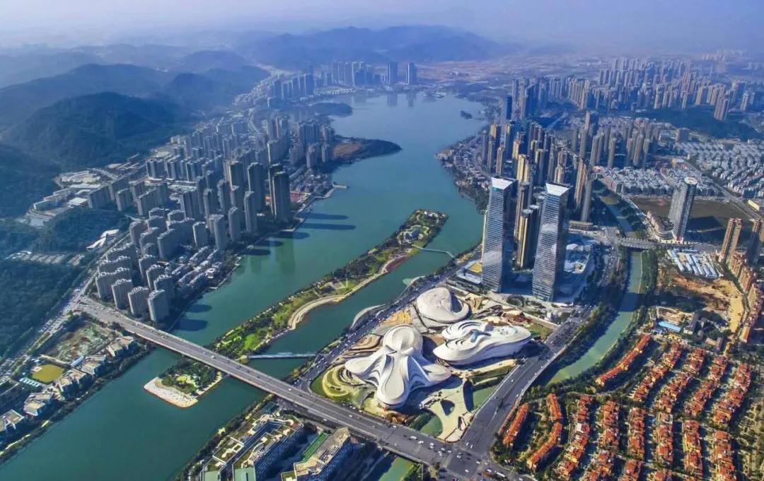 探秘大盘热销背后的玄机,西海岸买房策略及重点楼盘盘点