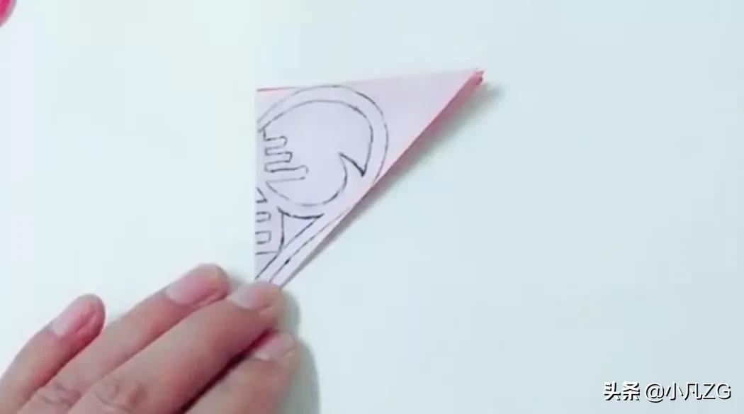 用红包做剪纸窗花灯笼,元旦灯笼红包手工