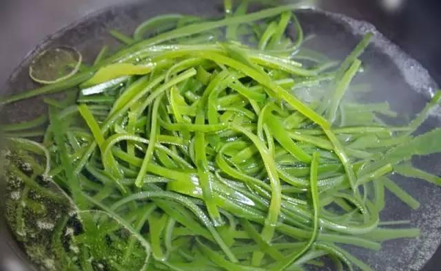凉拌海带丝为什么要泡发,凉拌海带丝怎么让海带变得软烂
