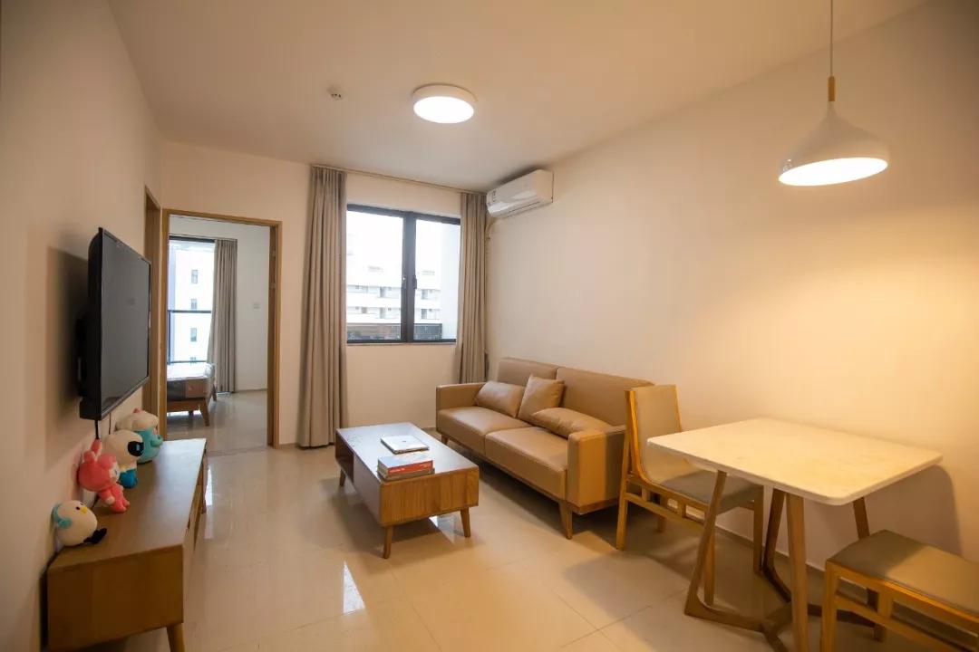 vivo质量堪比诺基亚,vivo手机和苹果手机5年后对比