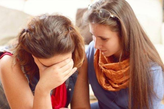 身边的朋友出轨了怎么办,十二星座被分手的反应白羊