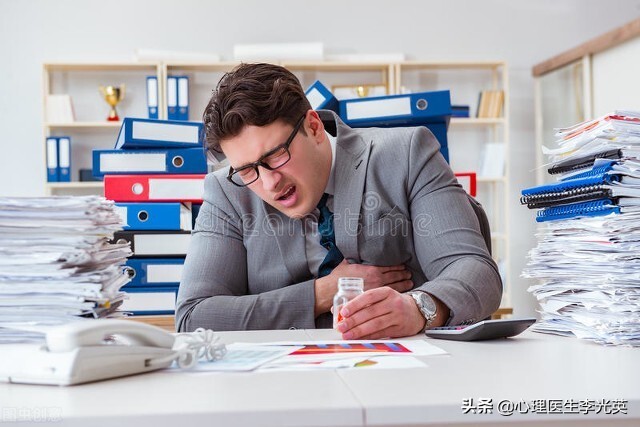 突然胸闷气短心慌伴有强烈的窒息感濒死感心脏检查却没事心理诊室