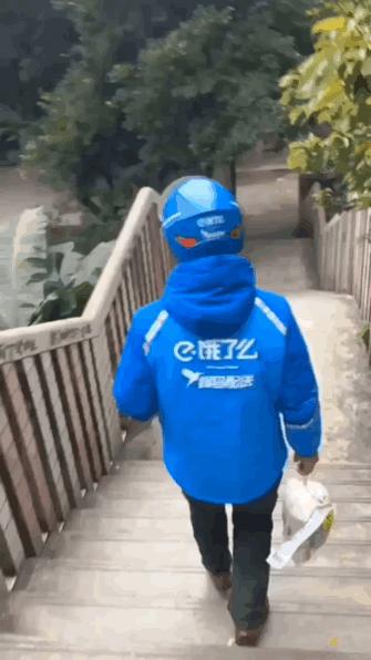 路痴逆袭!不分东南西北的重庆外卖小哥,却收到了“天价”小费?
