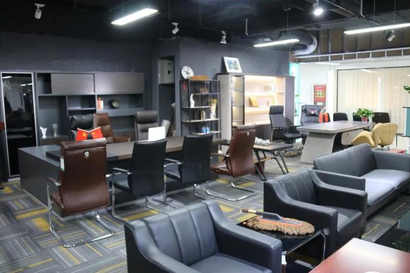 升级改造后的农贸市场夜景太美了,改造升级的农贸市场变靓了