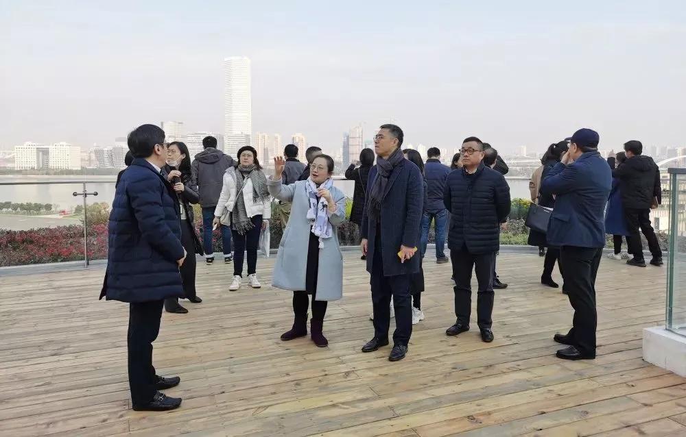浦东新区规划资源局赴上海西岸集团调研
