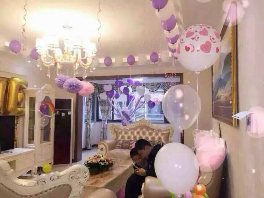 如何用气球布置生日墙,用气球怎么布置生日会场