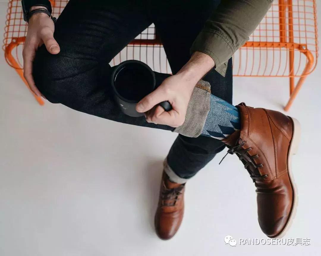 什么鞋能长期穿,羽毛球鞋有必要天天穿吗