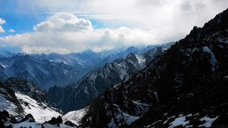 带上UL从狼塔C回家