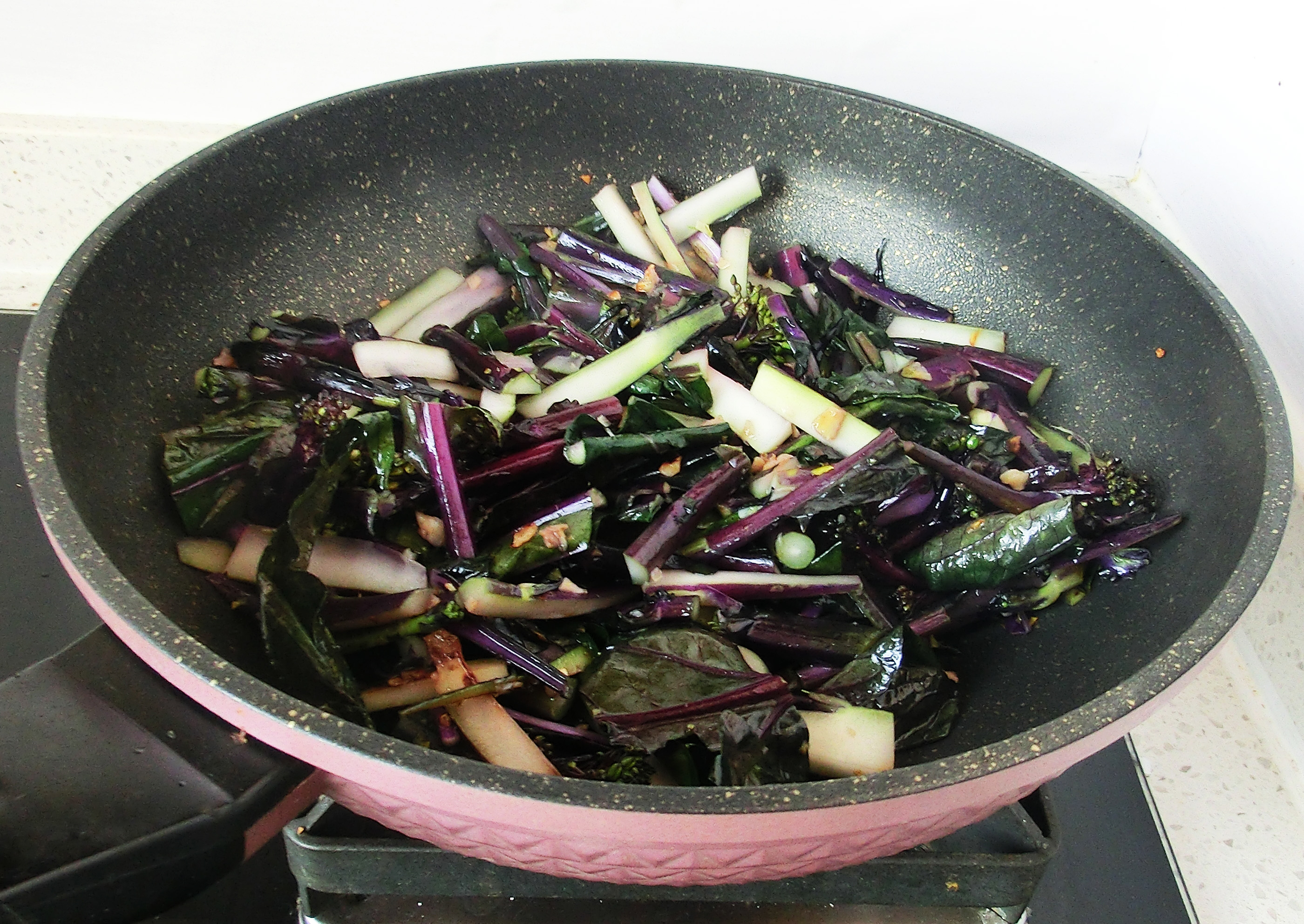 吃维c能提高免疫力对抗甲流吗,维生素A主要是有哪些功效