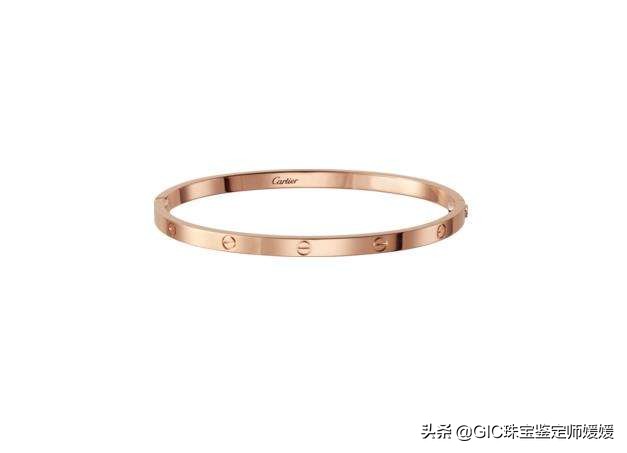 光面的黄金手镯和时尚的卡地亚手镯，价格差不多，你会如何选择？