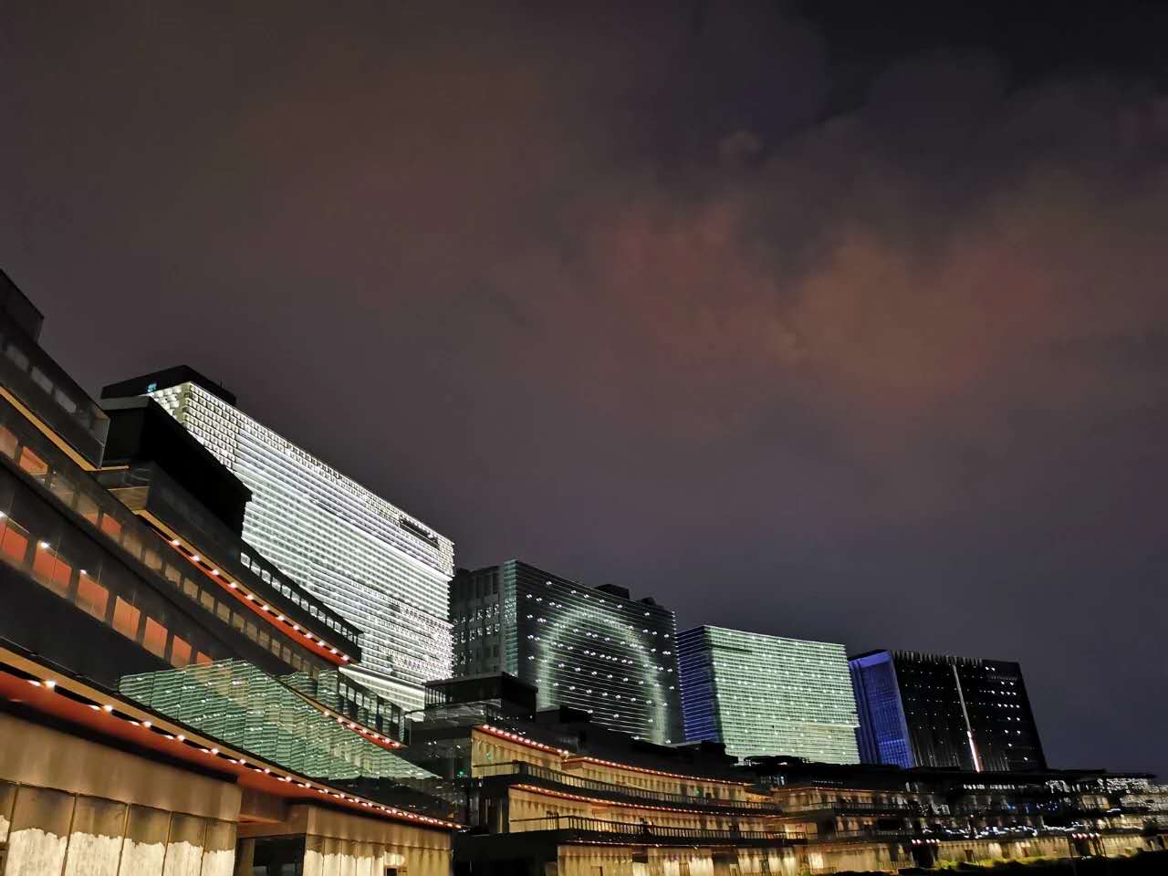 鸿园片区与白沙片区,买鸿园片区还是白沙片区